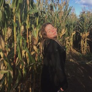 Meet your Posher, Sara